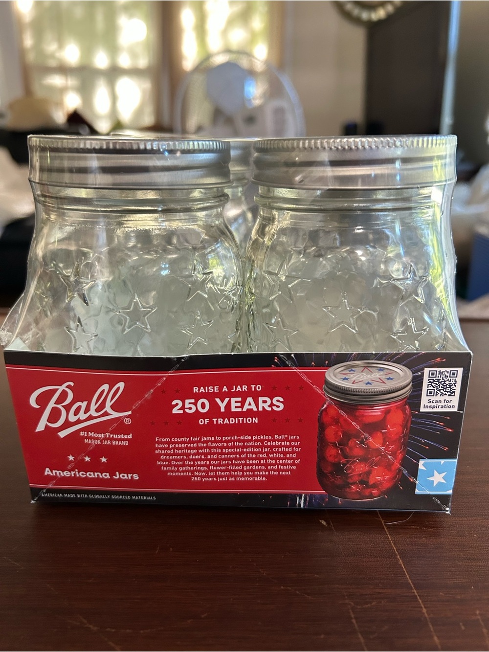 NWT Ball Americana Clear Glass Mason Jars - Silver Lids (Set of 4 pint jars)